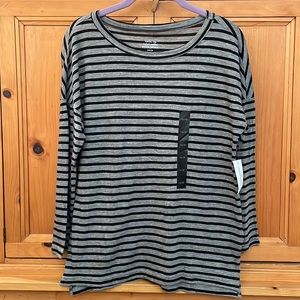NWT Banana Republic Malibu Tee, size XS, gray/black stripes